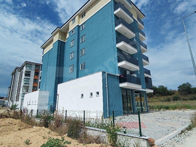 AKBULUT GAYRİMENKULDEN CUMHURİYET MAHALLESİNDE MERİÇ HAUSE YAKINI LÜKS 2+1DAİRE - Görsel 2