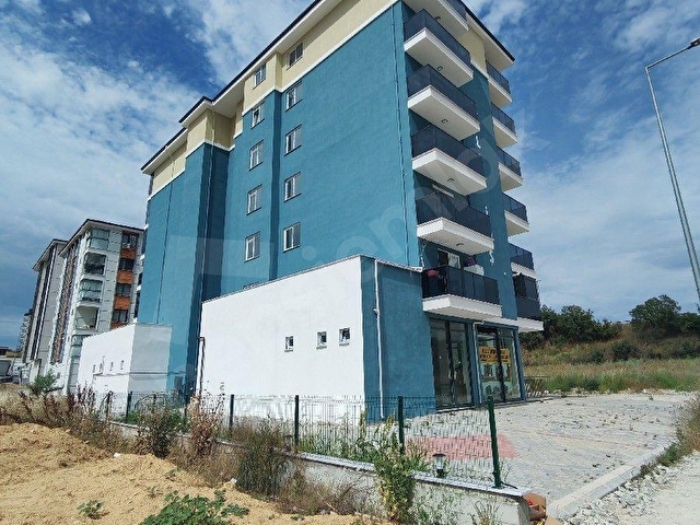 AKBULUT GAYRİMENKULDEN CUMHURİYET MAHALLESİNDE MERİÇ HAUSE YAKINI LÜKS 2+1DAİRE - Görsel 3