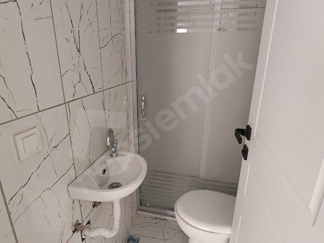 AKBULUT GAYRİMENKULDEN CUMHURİYET MAHALLESİNDE MERİÇ HAUSE YAKINI LÜKS 2+1DAİRE - Görsel 9