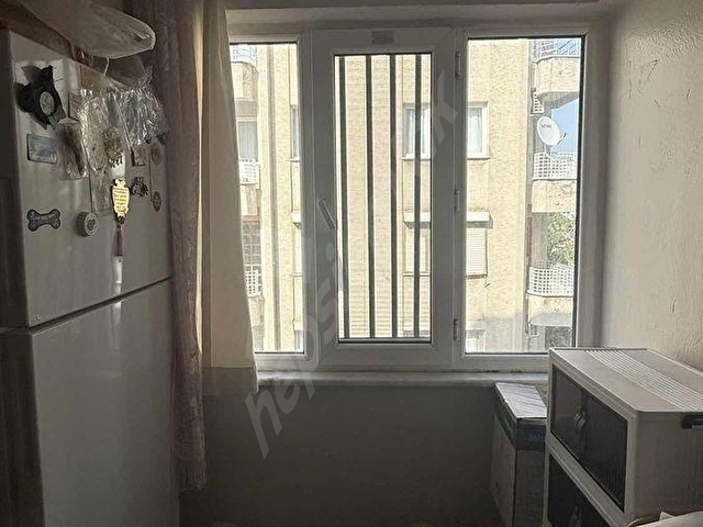 MANİSA ŞEHZADELER YARASANLARDA ÇARŞI MERKEZDE 3.KAT 2+1 DAİRE - Görsel 6