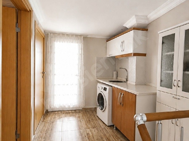 SAHİBİNDEN ÖZDEREDE DENİZE 300 M,EŞYALI KİRALIK TRİPLEX VİLLA - Görsel 19
