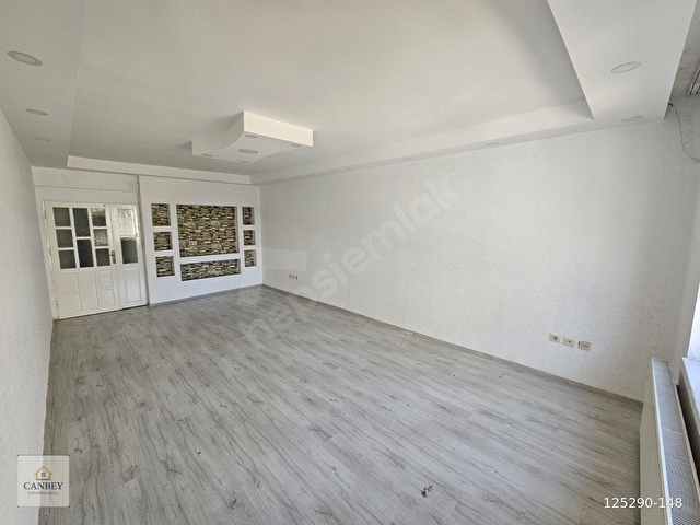 MERKEZİ KONUM DA 3+1 BAKIMLI KİRALIK DAİRE ASANSÖRLÜ KUZEY CEPHE