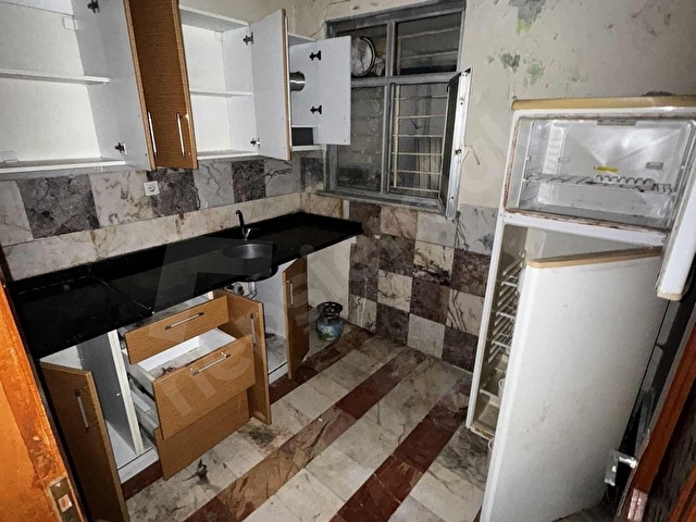 ÇIRÇIR METRO VE CADDE YAKINI DAİREDEN DÖNME DÜZ GİRİŞ 110m2 DEPO - Görsel 5