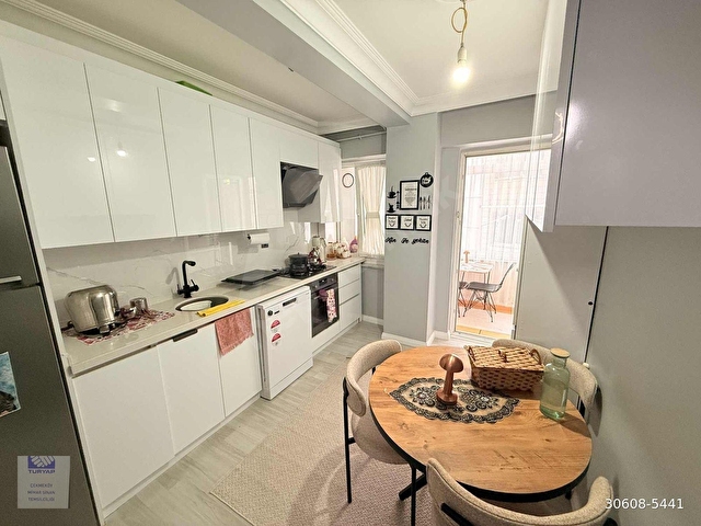 SANCAKTEPE YENİDOĞAN MERKEZDE SİTE İÇERİSİNDE 2+1 ARAKAT DAİRE - Görsel 16
