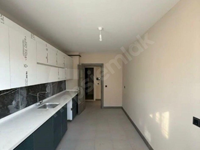 İPEKTEN 3 ETAP ADA PARK KARŞISINDA SIFIR ARAKAT PEYZAJ CEPHE 2+1 DAİRE - Görsel 4