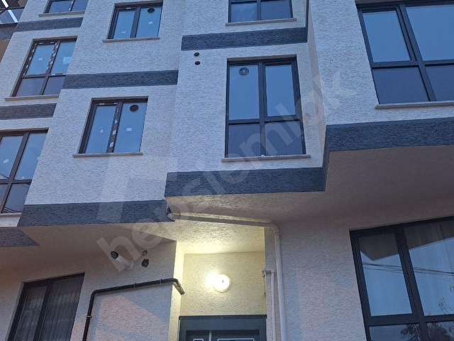Sancaktepe Yunusemre Mahallesinde 5+1 üst dubleks daire satılık
