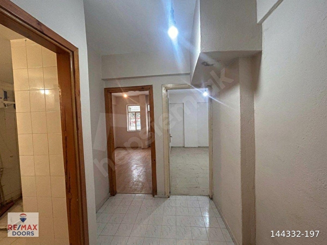 VARLIK MAHALLESİ MERKEZİ KONUMDA UYGUN FİYATLI FIRSAT SATILIK DAİRE - Görsel 2