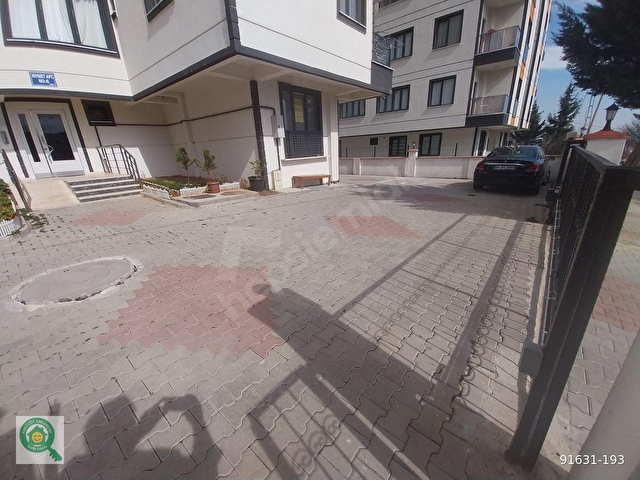 Sultanbeyli Pendik Çamlık Mahallesi Sınırında Satılık 2+1 Daire - Görsel 2