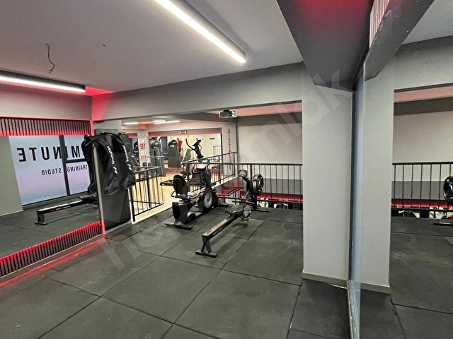 Çiğli Yeni Mahalle | Premium Devren Kiralık Spor Stüdyosu | 200 m² - Görsel 15