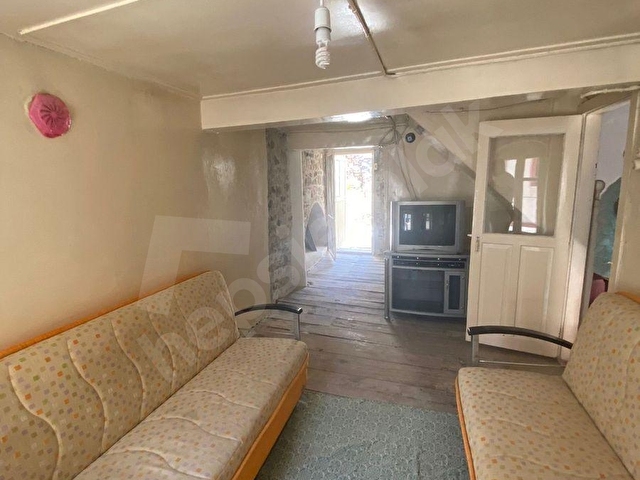 AYVADADAN AYVALIK MERKEZ’DE BAHÇELİ 3 KATLI 3+ 1TAŞ  RUM EVİ - Görsel 14