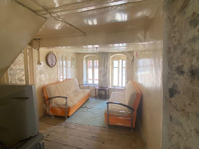 AYVADADAN AYVALIK MERKEZ’DE BAHÇELİ 3 KATLI 3+ 1TAŞ  RUM EVİ - Görsel 13