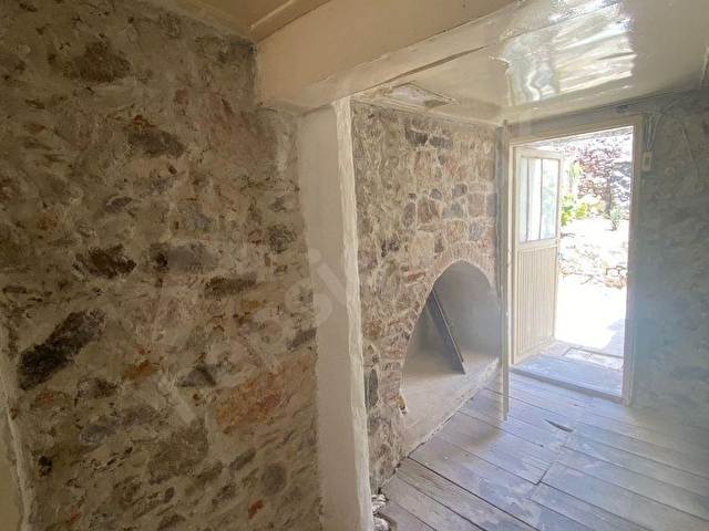 AYVADADAN AYVALIK MERKEZ’DE BAHÇELİ 3 KATLI 3+ 1TAŞ  RUM EVİ - Görsel 16