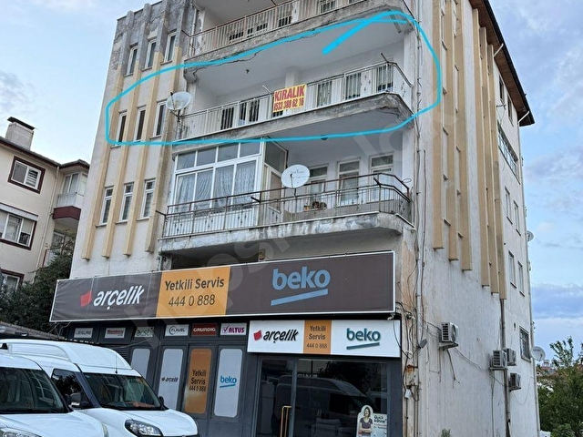 MEHMET AKİF MAH.CADDE ÜSTÜ 5+1 210 m2 KİRALIK GENİŞ DAİRE