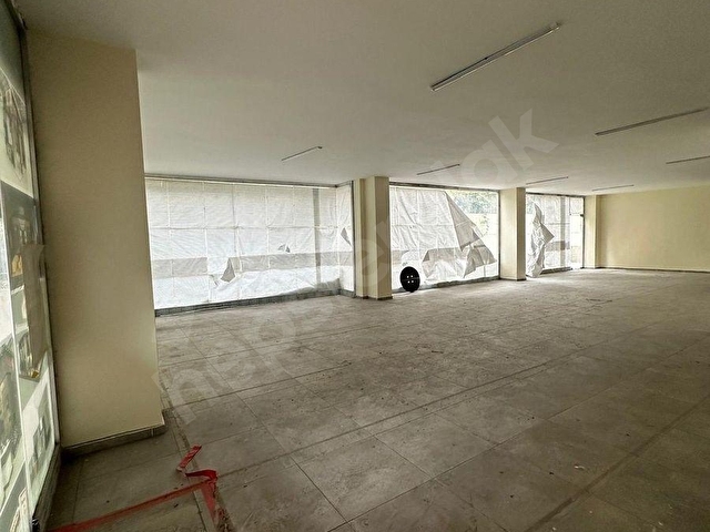 KİRALIK 165 m2 DÜKKAN YAKUPLU KÖŞE BAŞI E5 YAKIN - Görsel 4
