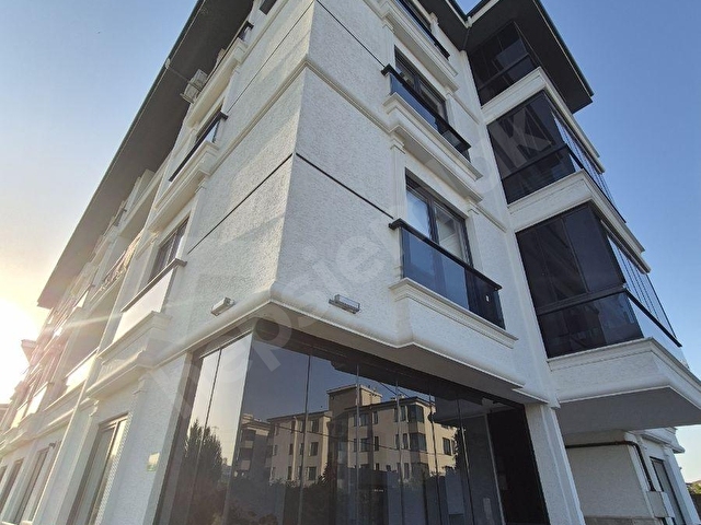 YALOVA ÇİFTLİKKÖY SİTE İÇİ 3+1 LUKS DAİRE - Görsel 2