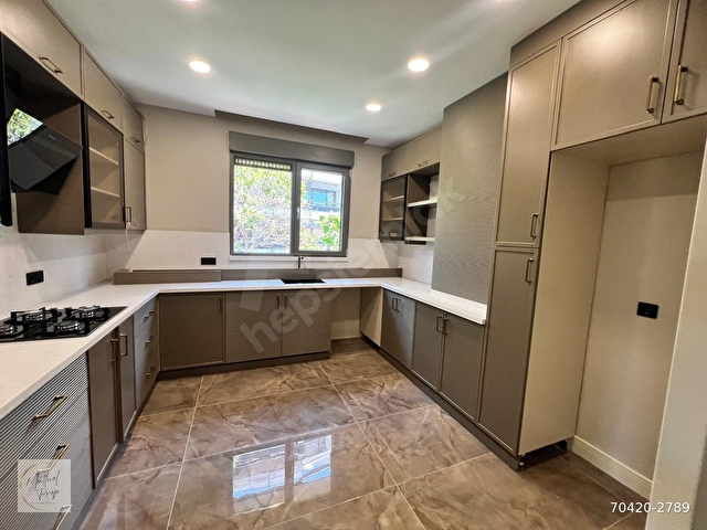 ŞAŞKINBAKKAL SAHİLDE NET 135 M2 ÇAMAŞIR ODALI 3,5+1 SIFIR DAİRE - Görsel 15