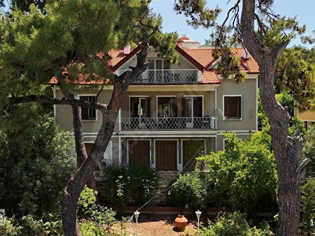 Ayvalık Sefa Çamlıkta 1/3 Arsa Paylı Satılık Muhteşem Özel Mülk - Görsel 3