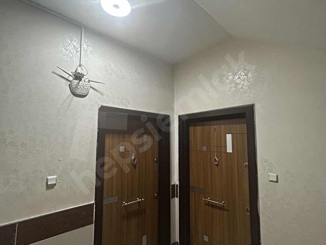 KAVAKLIKTA KİRALIK UYGUN MEMUR BİNASI 1+1 EŞYALI DAİRE - Görsel 3