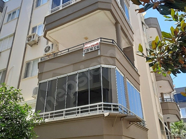 Anamur Hızır Emlaktan iskele merkezde 2+1 eşyalı denize 200 m satılık daire