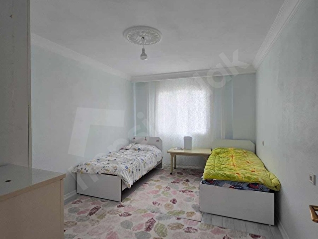 ALTIPARMAKTAN KÖŞE PARSEL GÜNEY CEPHELİ 4+1 SATILIK MÜSTAKİL EV - Görsel 19