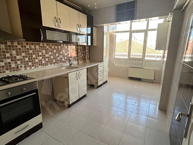 ŞAHİNBEY GAYRİMENKULDEN AKŞEMSETTİN MAH. 3+1 110m² FULL YAPILI KİRALIK DAİRE