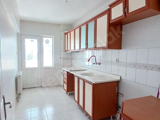 BATIKENT BATI SİTESİ MAH. SEYMEN 90 SİTESİ 1 KAT KİRALIK 3+1 - Görsel 20