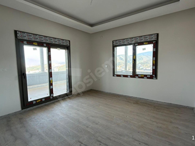 Menemende Satılık Dubleks Daire 4+1 Lüks Gazi Mahallesinde - Görsel 13