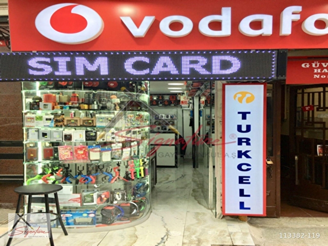 Sultanahmet Divan Yolu Caddesine Bakan Dükkan - Görsel 4
