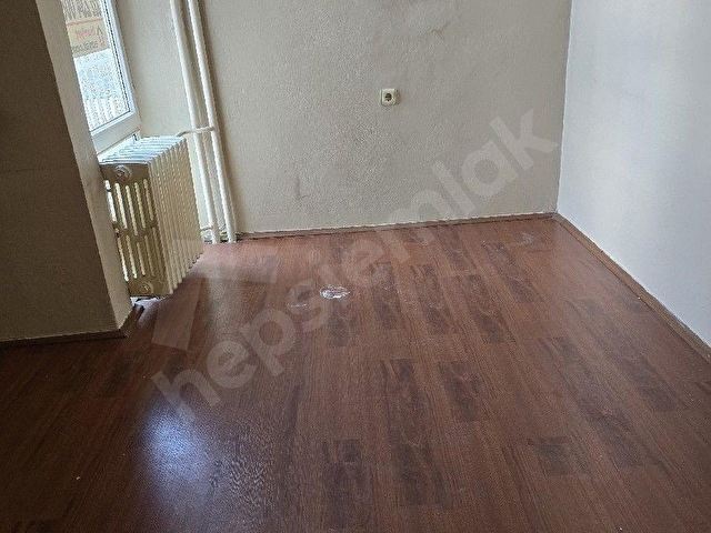 FERHUNİYE MAHALLESİNDE YEŞİL MERAM SİTESİNDE KİRALIK 2+1 ŞEKLİNDE DAİRE 20,000,-- TL. - Görsel 11