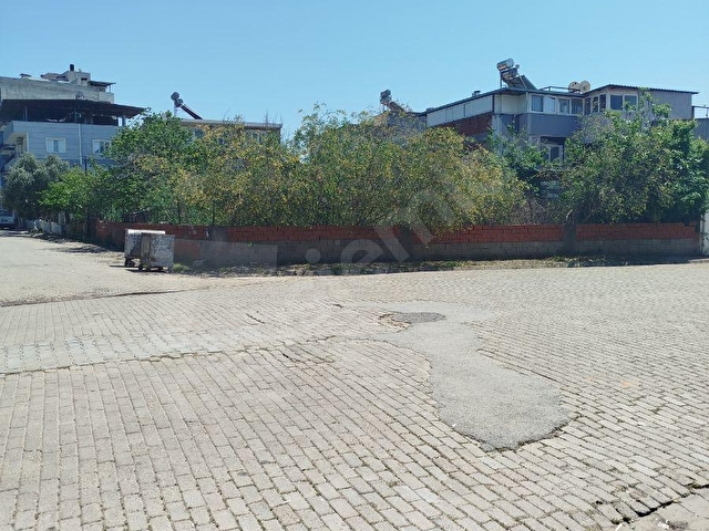 İNCİRLİOVA İSTİKLAL MAHALLESİ KÖŞEBAŞI 7 KAT İMARLI SATILIK ARSA - Görsel 4