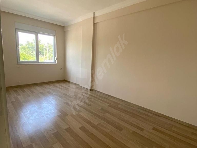 ÜNSAL MAH 3+1 GÜNEY CEPHE 1 KAT - Görsel 4