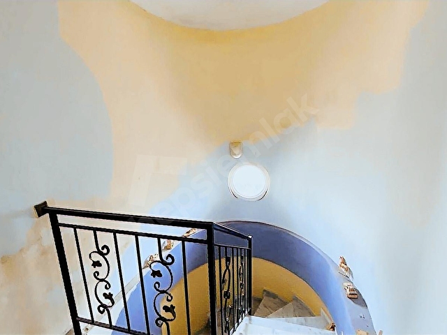 İNGİLİZDEN SATILIK 4+1 TRIPLEX HAVUZLU VİLLA - Görsel 24
