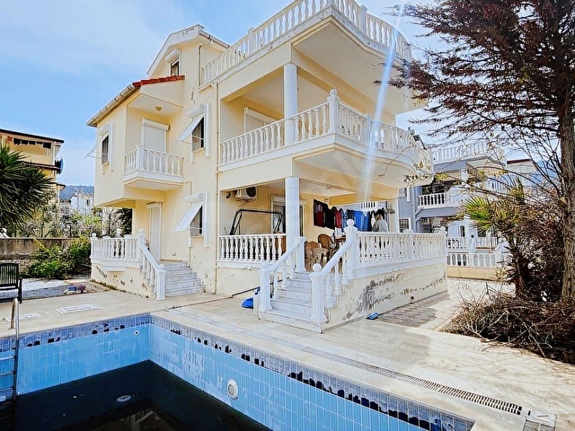 İNGİLİZDEN SATILIK 4+1 TRIPLEX HAVUZLU VİLLA - Görsel 2