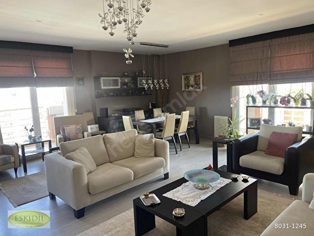 Ataşehir 7000ada Havuzlu Sitede 240 m2 Net 5+2 Satılık Daire - Görsel 30