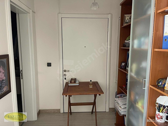 Ataşehir 7000ada Havuzlu Sitede 240 m2 Net 5+2 Satılık Daire - Görsel 11