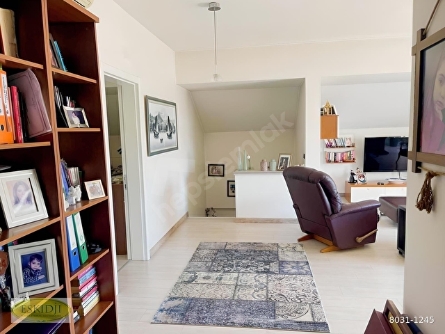 Ataşehir 7000ada Havuzlu Sitede 240 m2 Net 5+2 Satılık Daire - Görsel 8