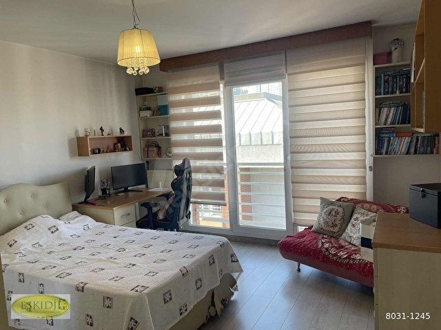 Ataşehir 7000ada Havuzlu Sitede 240 m2 Net 5+2 Satılık Daire - Görsel 16