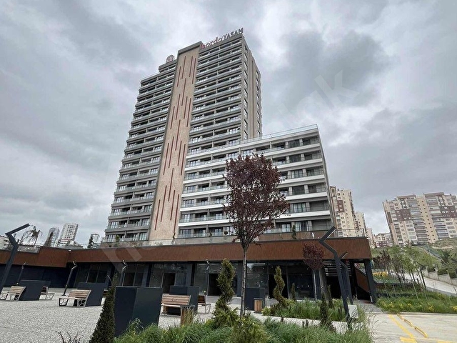 Turyaptan Bordo Yaşamda Çift cephe Ara Kat 1+1 Köşe Daire - Görsel 2