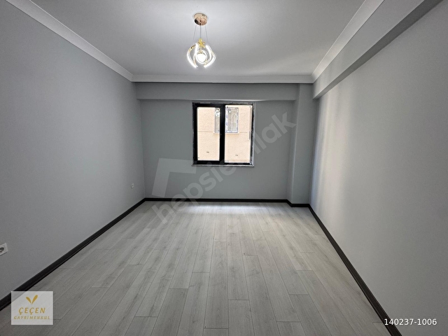 ÇEÇENDEN 2+1 MERKEZİ KONUMDA YERDEN ISITMALI, KAPALI OTOPARKLI - Görsel 10