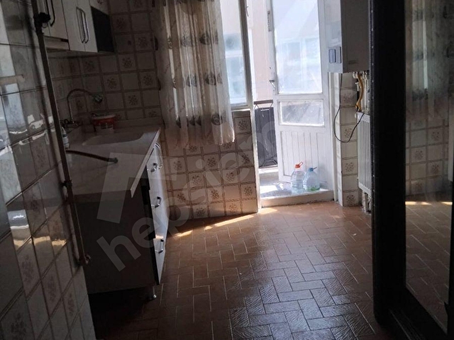 MERALDEN  SOKULLU CADDESİNDE MUHTEŞEM  MANZARALI 3+1 FIRSAT DAİRESİ - Görsel 5