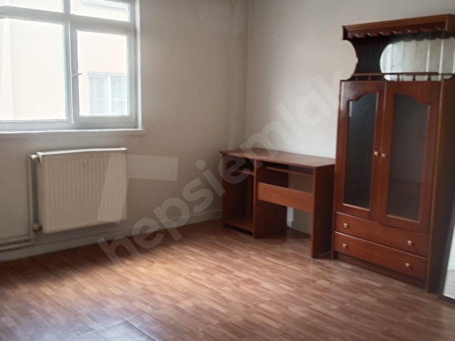 MERALDEN  SOKULLU CADDESİNDE MUHTEŞEM  MANZARALI 3+1 FIRSAT DAİRESİ