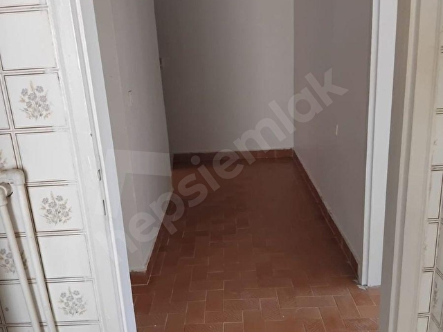 MERALDEN  SOKULLU CADDESİNDE MUHTEŞEM  MANZARALI 3+1 FIRSAT DAİRESİ - Görsel 15