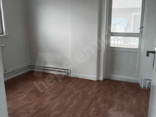 MERALDEN  SOKULLU CADDESİNDE MUHTEŞEM  MANZARALI 3+1 FIRSAT DAİRESİ - Görsel 20