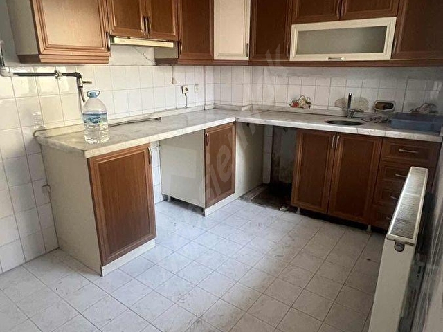 CUMHURİYETTE KERVANYOLU ÜZERİNDE KİRALIK 3+1 DAİRE - Görsel 2