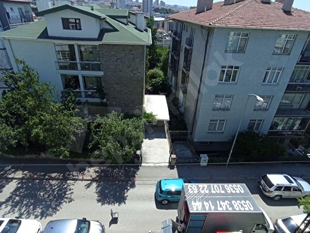 KENNEDY CADDESİNDE 3+1 BAKIMLI KİRALIK DAİRE - Görsel 24