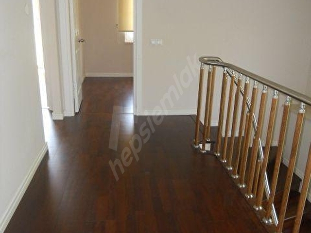 Bahçeşehir Eston Şehir 1.Mahalle Kiralık 4+1 Dubleks CD Villa - Görsel 23