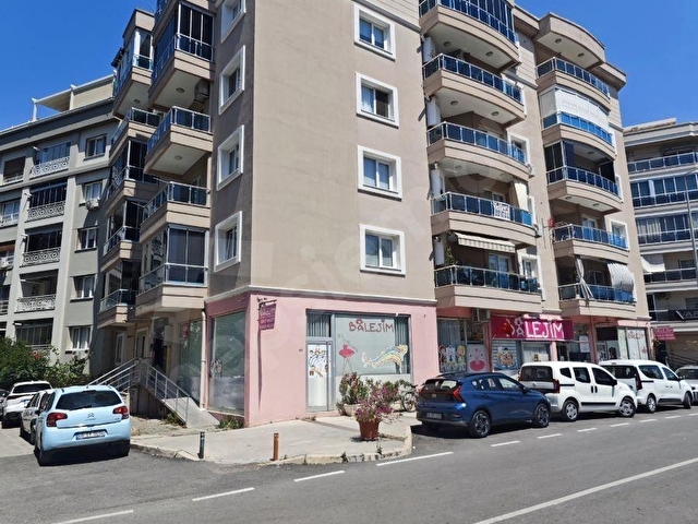 Karşıyaka Şemikler de Satılık 3+1 Daire