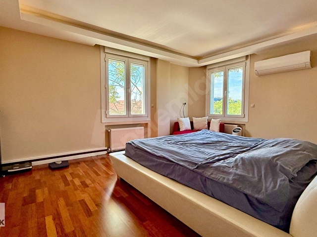 DRAGOS KOÇ EMLAKTAN SİTE İÇERİSİNDE YENİLENMİŞ 4+2 SATILIK DAİRE - Görsel 17