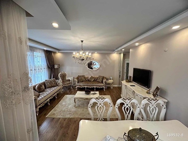 KÜÇÜKÇEKMECE CUMHURİYET MH SATILIK 3+1 OTOPARKLI ARA KAT DAİRE - Görsel 15