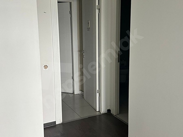 Bahçelievler Nish İstanbulda Satılık 275m2 Dükkan. - Görsel 7
